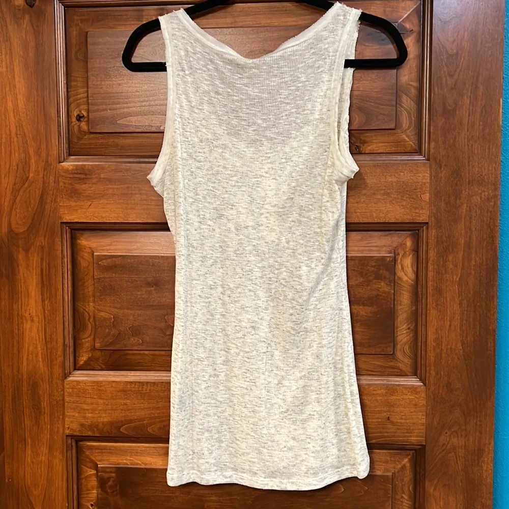 Buckle Tank Top - Picture 3 of 3